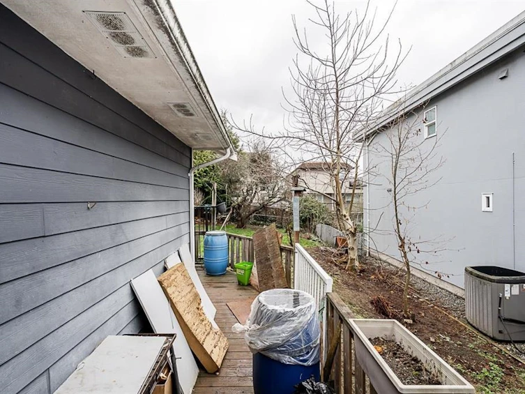 972 Kent Street, Surrey, BC, V4B 4T1 - 3
