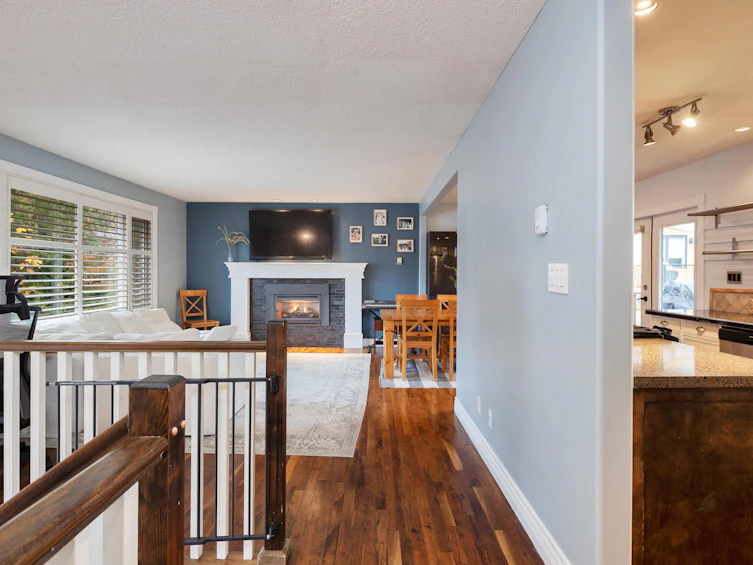 1254 Depot Road, Squamish, BC, V0N 1H0 - 5