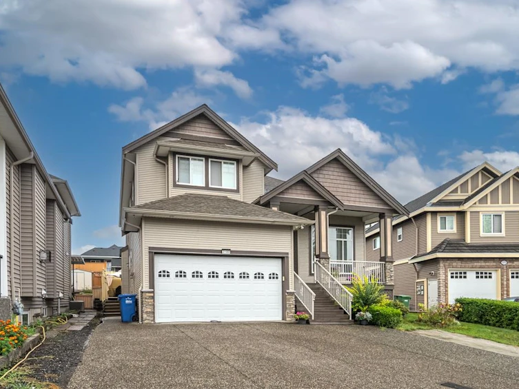 3180 Alea Court, Abbotsford, BC, V2T 0A4 - 2