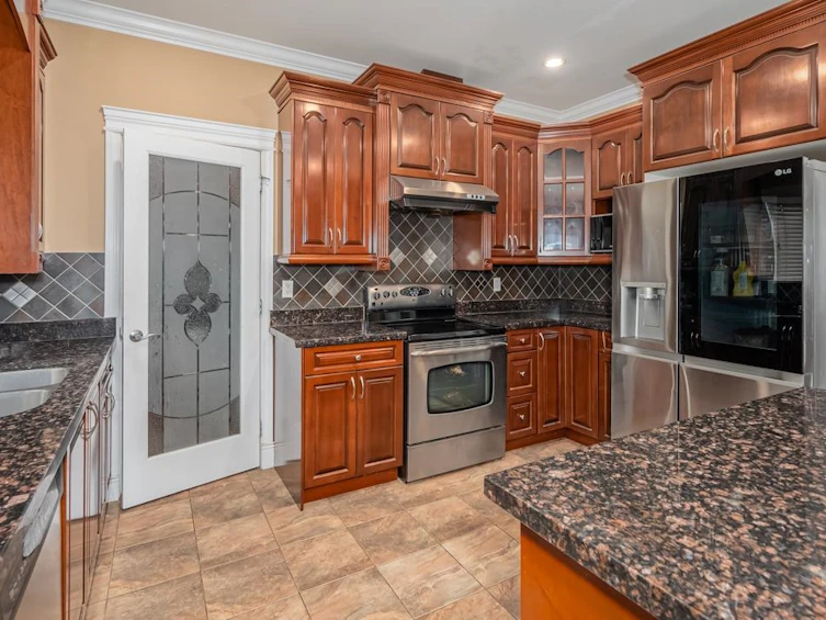 3180 Alea Court, Abbotsford, BC, V2T 0A4 - 8