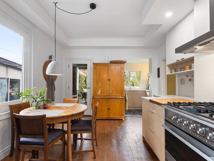 1136 E 10th Avenue, Vancouver, BC, V5T 2B7 - 7