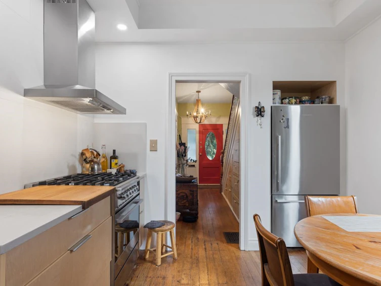 1136 E 10th Avenue, Vancouver, BC, V5T 2B7 - 10