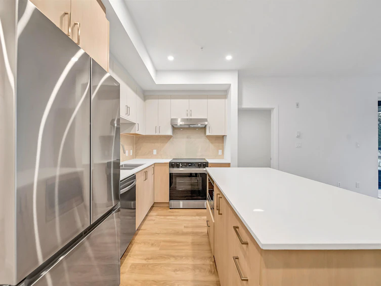 W202-13838 108 Avenue, Surrey, BC, V3T 0T8 - 4