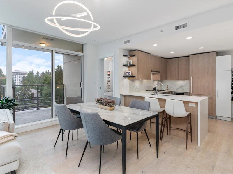 407 - 1210 E 27th Street, North Vancouver BC