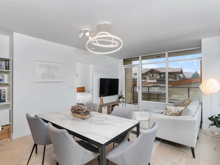 407-1210 E 27th Street, North Vancouver, BC, V7J 0C5 - 5