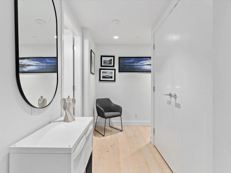 407-1210 E 27th Street, North Vancouver, BC, V7J 0C5 - 9