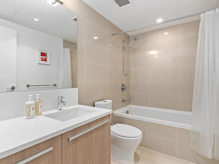 407-1210 E 27th Street, North Vancouver, BC, V7J 0C5 - 12