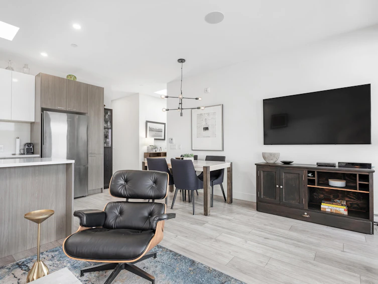 PH1-979 E 19th Avenue, Vancouver, BC, V5V 1K7 - 8