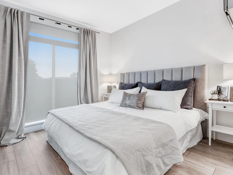PH1-979 E 19th Avenue, Vancouver, BC, V5V 1K7 - 11