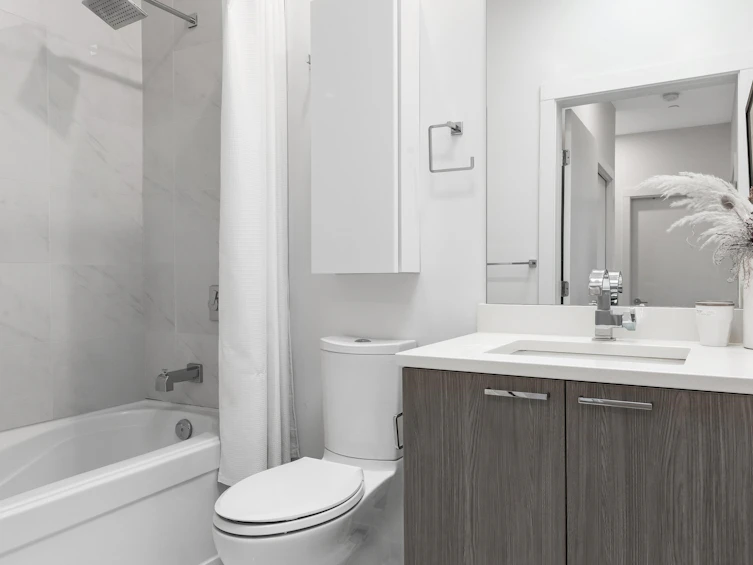 PH1-979 E 19th Avenue, Vancouver, BC, V5V 1K7 - 17