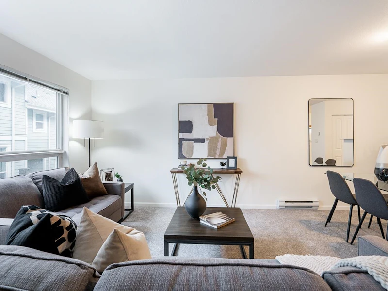18 - 8745 Government Street, Burnaby BC V3N 4G9