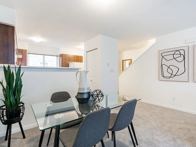 18-8745 Government Street, Burnaby, BC, V3N 4G9 - 4