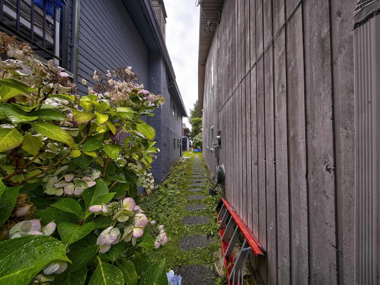 1671 Garden Avenue, North Vancouver, BC, V7P 3A6 - 25