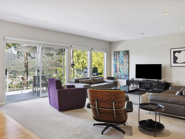 5321 Monte Bre Crescent, West Vancouver, BC, V7W 3A6 - 10