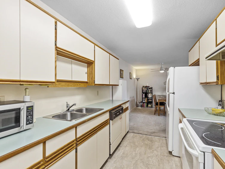 206-46033 Chilliwack Central Road, Chilliwack, BC, V2P 1J5 - 9