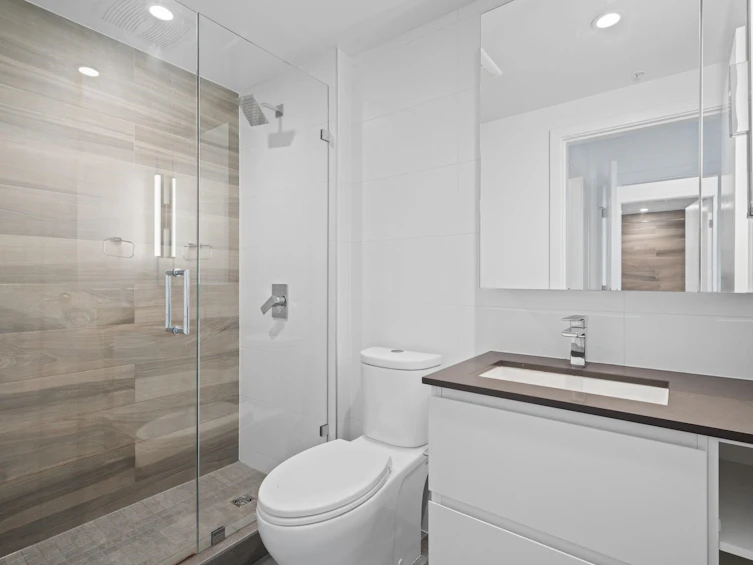 1610-13615 Fraser Highway, Surrey, BC, V3T 0P7 - 18