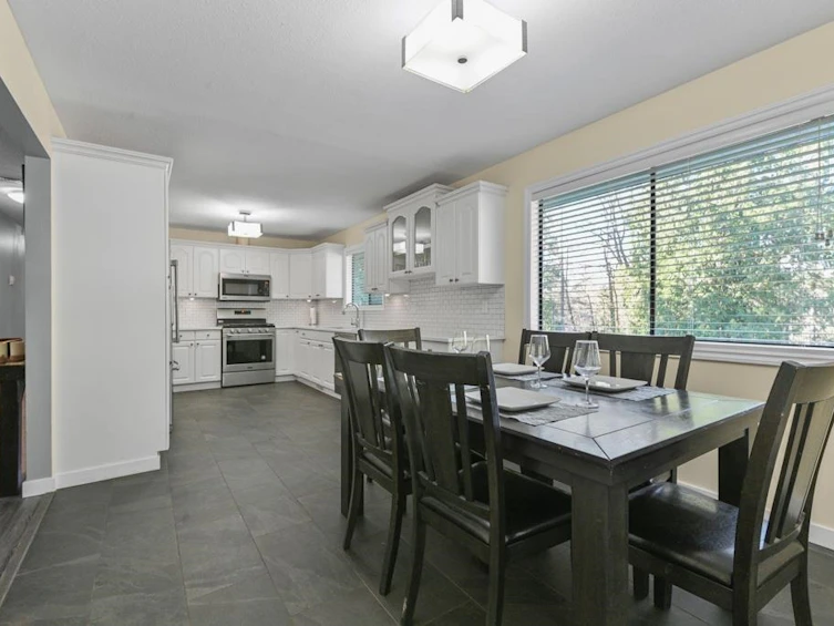 26803 Ferguson Avenue, Maple Ridge, BC, V2W 1R9 - 8