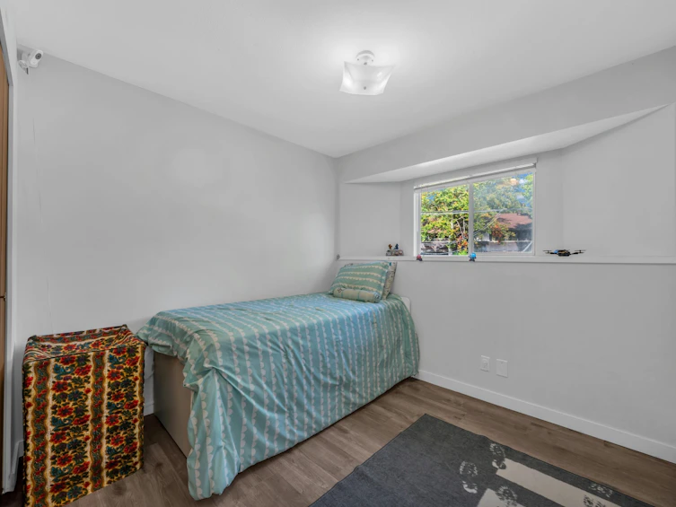 3529 Napier Street, Vancouver, BC, V5K 2X8 - 20