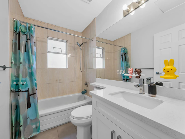 3529 Napier Street, Vancouver, BC, V5K 2X8 - 21