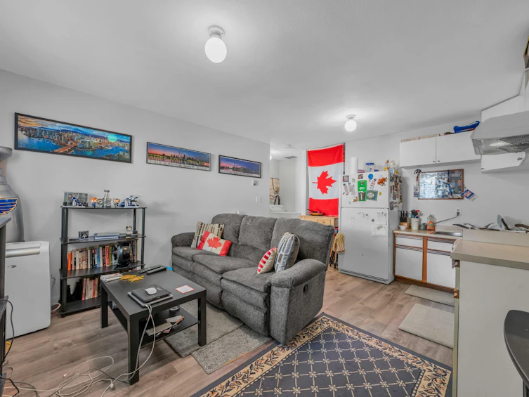3529 Napier Street, Vancouver, BC, V5K 2X8 - 24