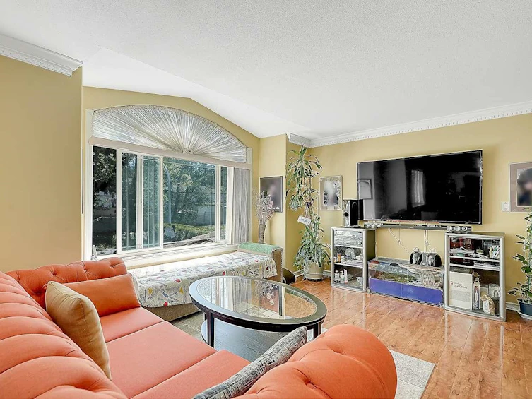 11903 98 Avenue, Surrey, BC, V3V 8B3 - 8
