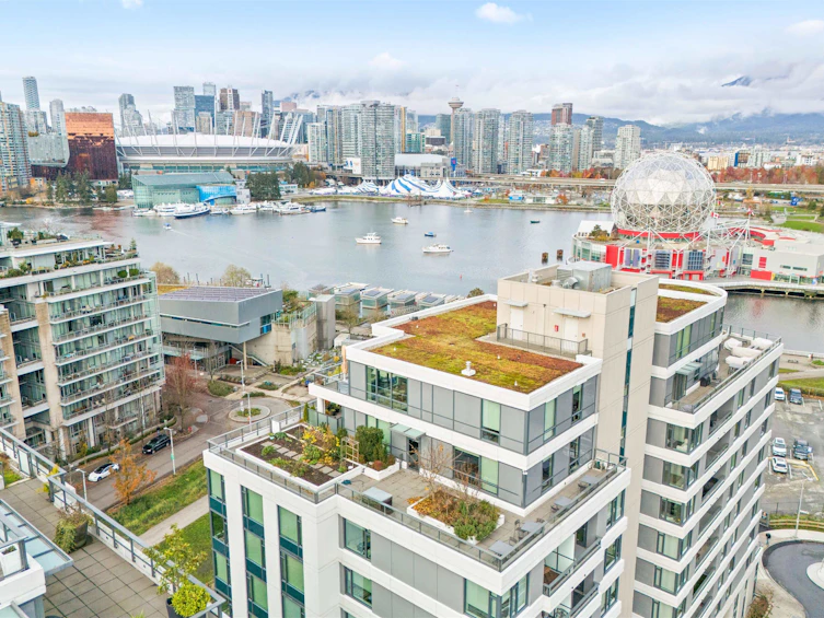 802-1688 Pullman Porter Street, Vancouver, BC, V6A 0H3 - 23