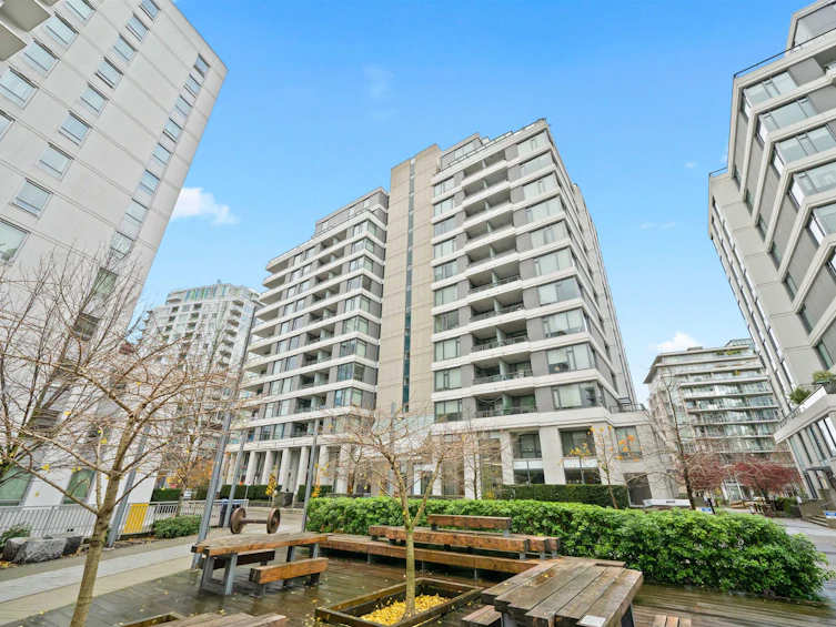 802-1688 Pullman Porter Street, Vancouver, BC, V6A 0H3 - 29