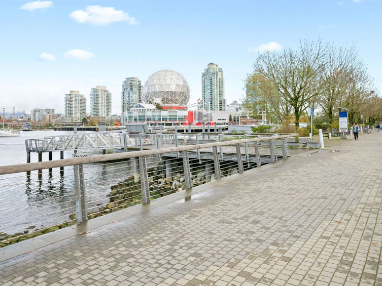 802-1688 Pullman Porter Street, Vancouver, BC, V6A 0H3 - 32