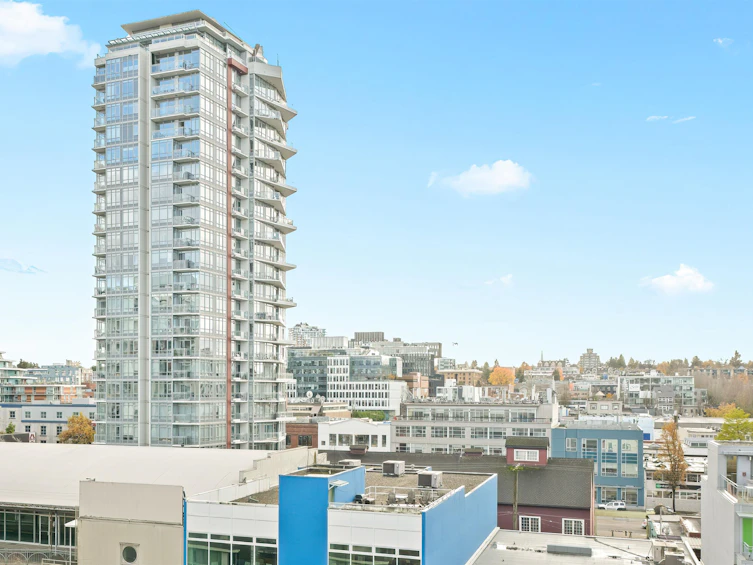 802-1688 Pullman Porter Street, Vancouver, BC, V6A 0H3 - 35