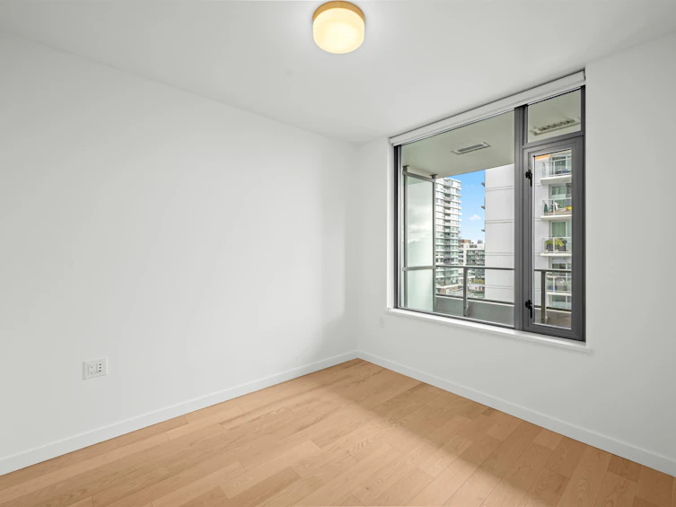 802-1688 Pullman Porter Street, Vancouver, BC, V6A 0H3 - 8