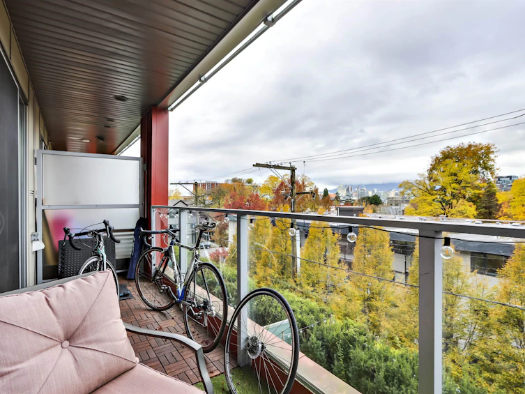 302-379 E Broadway, Vancouver, BC, V5T 1W6 - 7