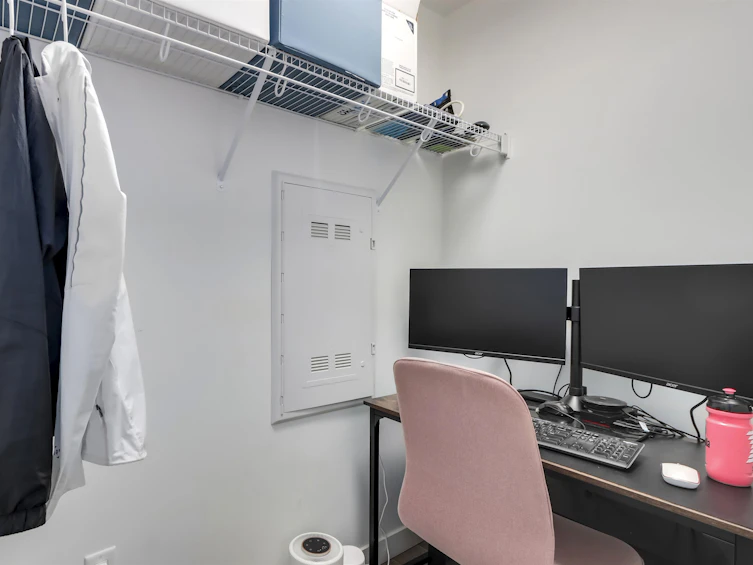 302-379 E Broadway, Vancouver, BC, V5T 1W6 - 19