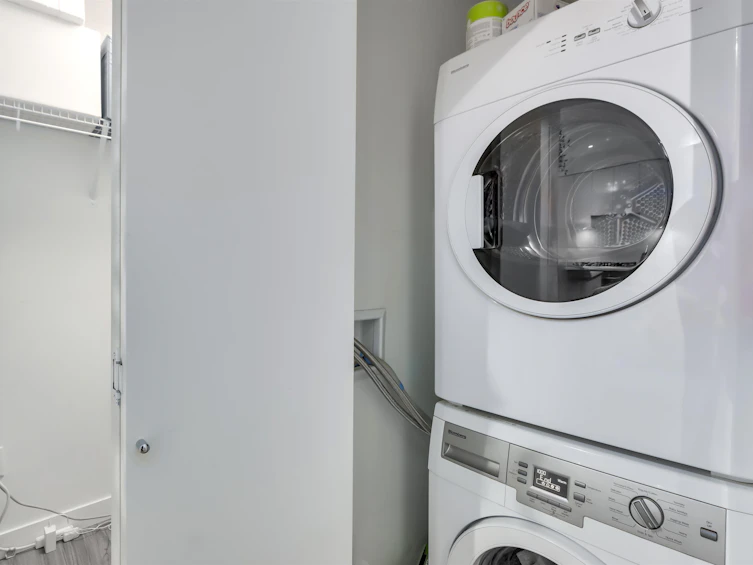 302-379 E Broadway, Vancouver, BC, V5T 1W6 - 20
