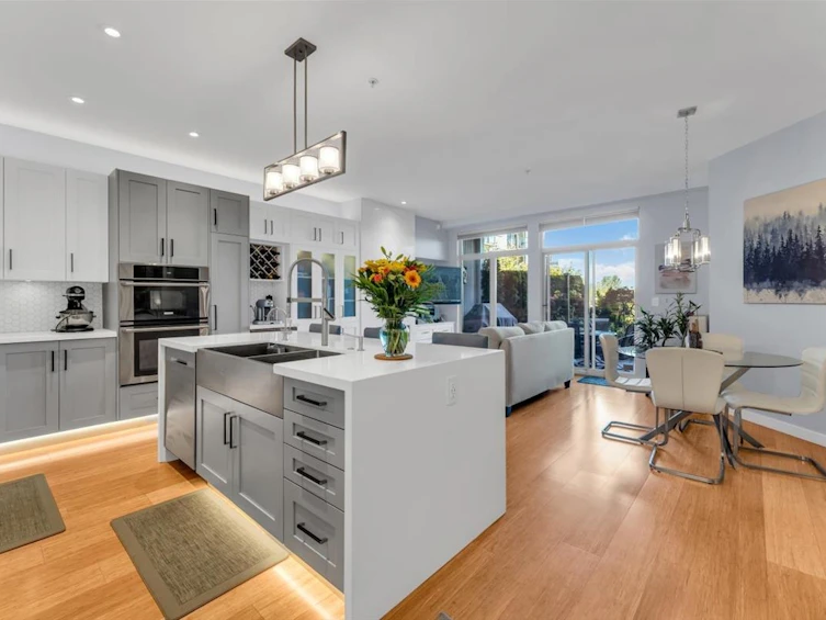113-6233 London Road, Richmond, BC, V7E 3S3