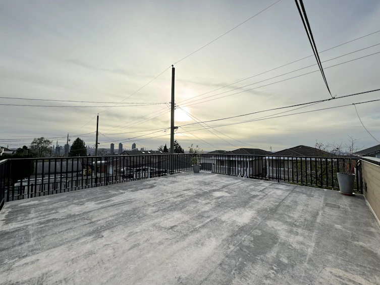 85 Glynde Avenue, Burnaby, BC, V5B 3J3 - 6
