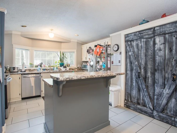 27201 Lougheed Highway, Maple Ridge, BC, V2W 1M4 - 6