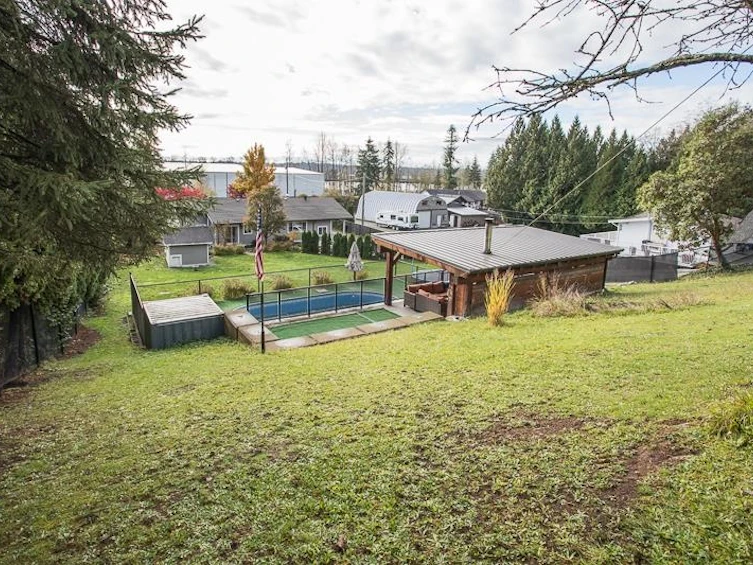 27201 Lougheed Highway, Maple Ridge, BC, V2W 1M4 - 35