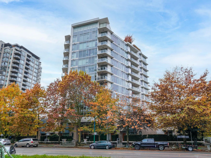 403 - 175 W 2nd Street, North Vancouver BC