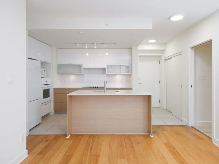 403-175 W 2nd Street, North Vancouver, BC, V7M 0A5 - 9