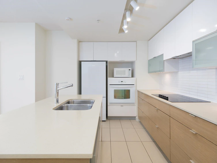 403-175 W 2nd Street, North Vancouver, BC, V7M 0A5 - 11