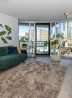 901 1003 Burnaby Street