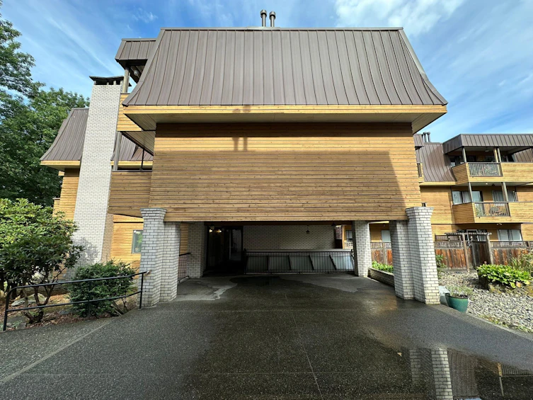 309-2277 E 30th Avenue, Vancouver, BC, V5N 5N1 - 2