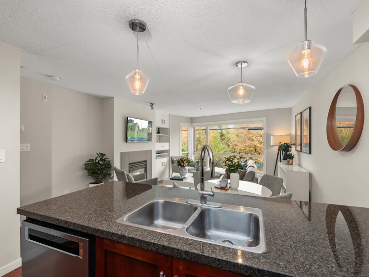 688 W 6th Avenue, Vancouver, BC, V5Z 1A3 - 9