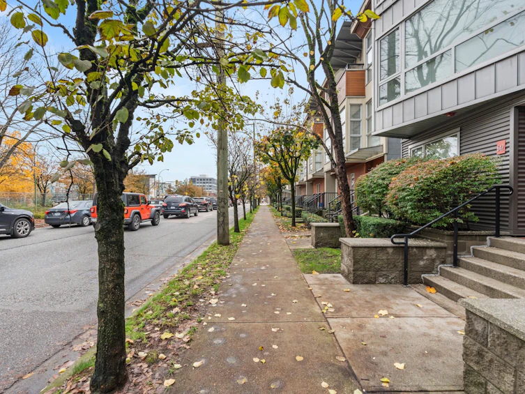688 W 6th Avenue, Vancouver, BC, V5Z 1A3 - 21