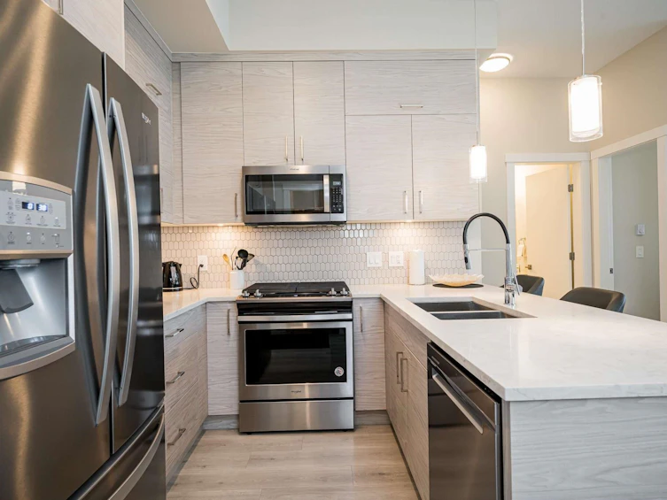 311-2120 Gladwin Road, Abbotsford, BC, V2S 0L7 - 2