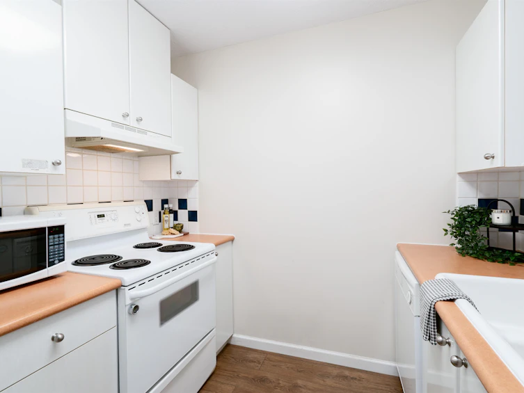 1905-6611 Southoaks Crescent, Burnaby, BC, V5E 4L5 - 6