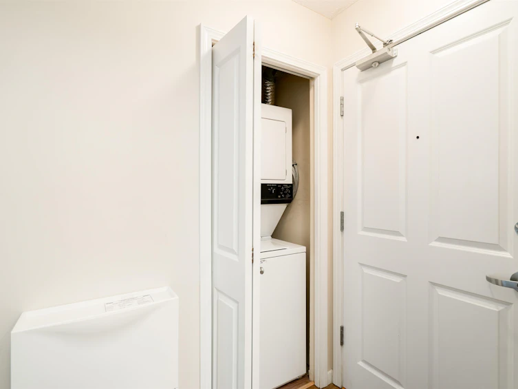 1905-6611 Southoaks Crescent, Burnaby, BC, V5E 4L5 - 30