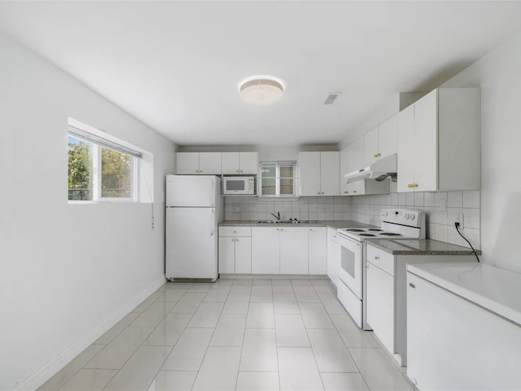 557 Rupert Street, Vancouver, BC, V5K 4K6 - 20