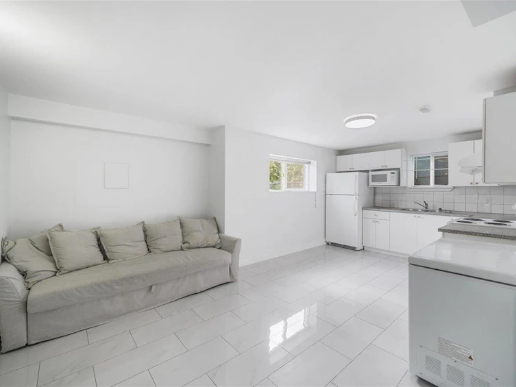 557 Rupert Street, Vancouver, BC, V5K 4K6 - 22