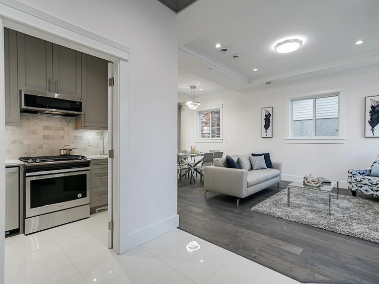 2768 E 25th Avenue, Vancouver, BC, V5R 1H7 - 11